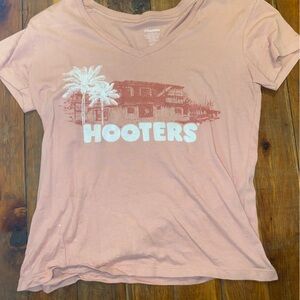 Hooters Salmon Pink T shirt